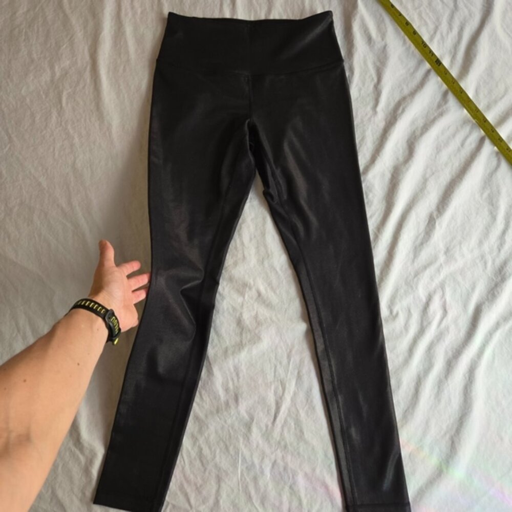Zella Live In Yoga Black Dot Pearl Laminate Black Leggings EB2